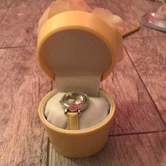 Watch - Picture 4 of 4